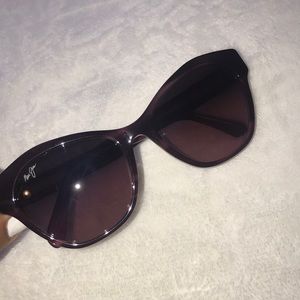 summer vibes SUNGLASSES 🕶 Dm offers!